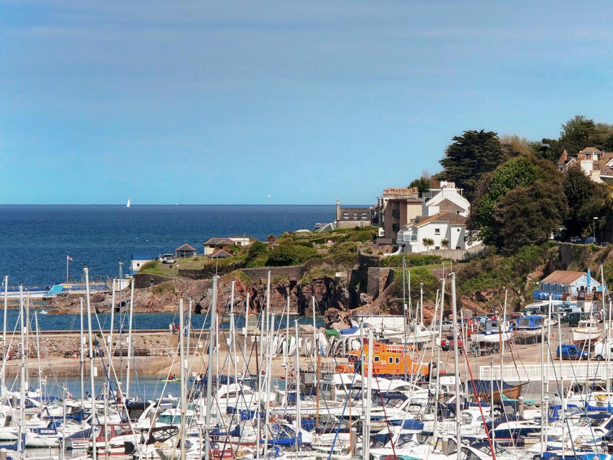 9 Dolphin Court Lejlighed Brixham Eksteriør billede