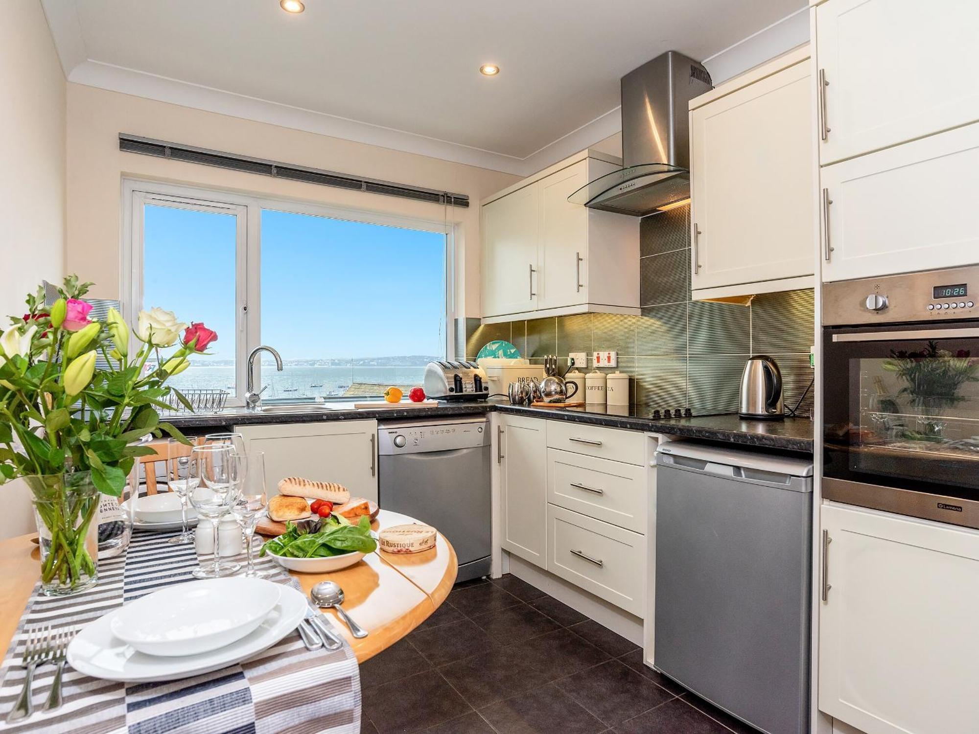 9 Dolphin Court Lejlighed Brixham Eksteriør billede